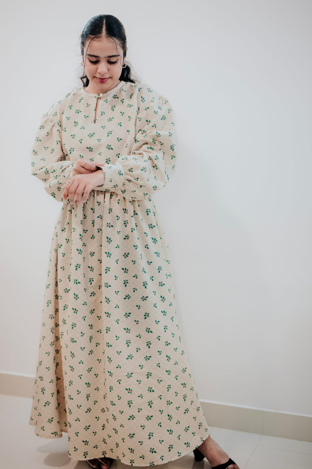 Holly Berry Leaves Top & Skirt Set